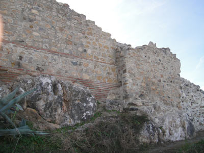 Imagen de la actuación 'Restauración del Recinto Alto de las Murallas de Cártama'