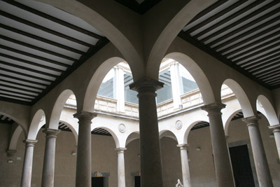 Imagen de la actuación 'Consolidación y Rehabilitación de muros exteriores y cubrición del patio del palacio de los Castejones'