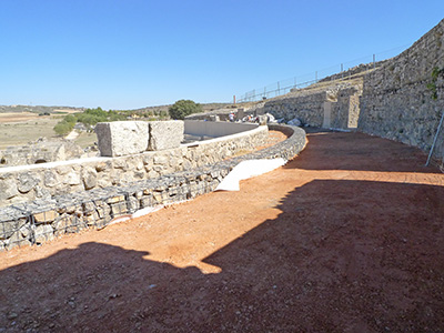 Imagen de la actuación 'Consolidación y Adecuación del Anfiteatro Romano de Segóbriga: Fase I-Cavea Sur'