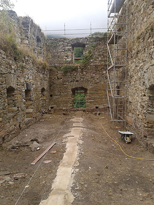 Imagen de la actuación 'Rehabilitación del ala este del monasterio de San Pedro de Montes de Valdueza para  utilización como centro  interpretación iniciativas socioculturales túristicas del Valle del Silencio/Valle del Oza'