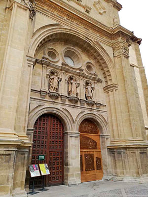 Imagen de la actuación 'Restauración de fachadas y apertura de la puerta del Perdón de la catedral El Salvador'